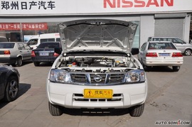 郑州日产D22皮卡四驱标准型