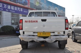 郑州日产D22皮卡四驱标准型