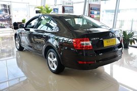 2015款斯柯达明锐1.6L自动逸杰版