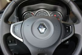2014款雷诺科雷傲2.5L四驱豪华版