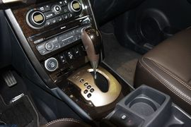 2014款雷诺科雷傲2.5L四驱舒适版