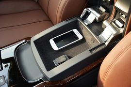 2014款奥迪A8L 45TFSI quattro豪华型