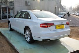 2014款奥迪A8L 45TFSI quattro豪华型