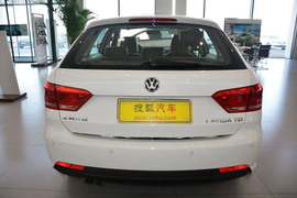 2013款大众朗行1.4TSI DSG舒适版