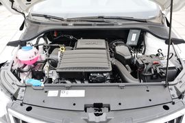 2015款斯柯达昕锐1.6L手动优选型