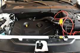 2015款路虎神行者2 Si4 HSE Luxury汽油版