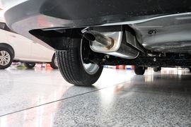 2013款启辰D50 1.6L手动豪华版