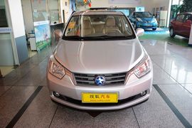 2013款启辰D50 1.6L手动豪华版