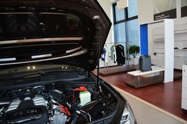 2011款大众途锐3.0TSI舒适型