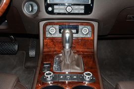 2011款大众途锐3.0TSI舒适型