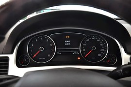 2011款大众途锐3.0TSI舒适型