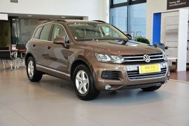 2011款大众途锐3.0TSI舒适型