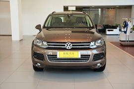 2011款大众途锐3.0TSI舒适型