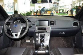 2015款沃尔沃V60 2.0T T5智逸 个性运动版