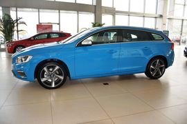 2015款沃尔沃V60 2.0T T5智逸 个性运动版
