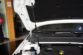 2015款起亚K5 2.0L 自动LUXURY