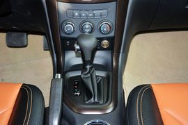 2015款海马S7 2.0L自动智享型