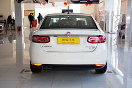 2015款菲亚特菲翔1.4T自动跃享版