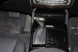 2013款起亚凯尊2.4L精英型 国IV