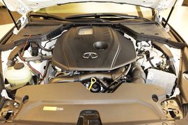 2015款英菲尼迪Q50L 2.0T运动版