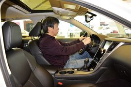2015款英菲尼迪Q50L 2.0T运动版