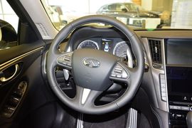 2015款英菲尼迪Q50L 2.0T运动版