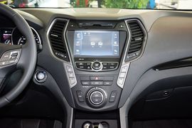 2013款现代格锐3.0L 7座旗舰版