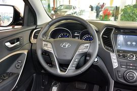 2013款现代格锐3.0L 7座旗舰版