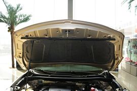 2014款海马福美来M5 1.6L自动舒适型