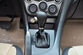 2014款海马福美来M5 1.6L自动舒适型