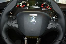 2015款标致308S 1.6T自动睿驰版