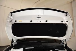 2015款索兰托L 2.4L GDI汽油4WD运动版7座