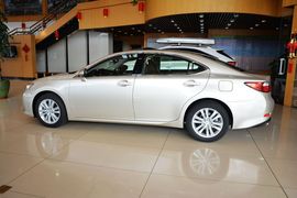 2014款雷克萨斯ES250精英版
