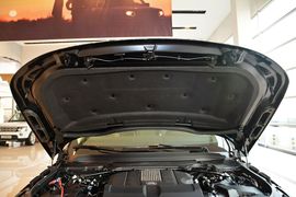 2015款路虎揽胜运动3.0 V6 SC锋尚创世版