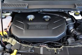 2015款福特翼虎2.0L GTDi四驱运动型