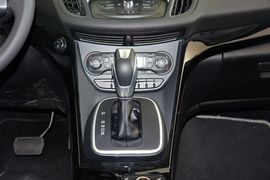 2015款福特翼虎2.0L GTDi四驱运动型