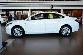 2014款别克君威GS 2.0T豪情运动版