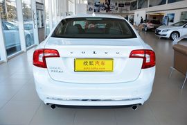 2015款沃尔沃S60L 2.0T智远版