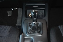 2015款起亚K3 1.6L手动GLS