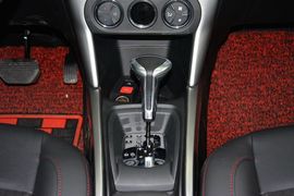 2015款雪铁龙C3-XR 1.6THP自动智能型