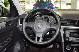 2014款大众宝来1.6L自动舒适型