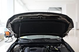 2014款马自达3 昂克赛拉1.5L手自一体豪华型