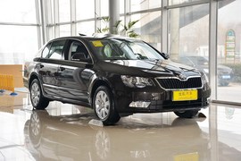 2015款斯柯达速派1.4TSI手动绅仕版