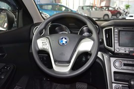 2015款启辰T70 2.0L CVT睿趣版