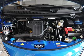 2013款铃木奥拓1.0L手动豪华型