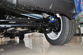 2013款铃木奥拓1.0L手动豪华型