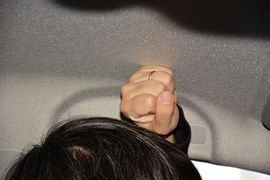 2013款铃木奥拓1.0L手动豪华型