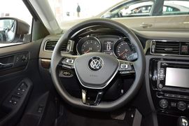 2015款大众速腾280TSI DSG旗舰型