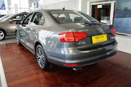2015款大众速腾280TSI DSG旗舰型