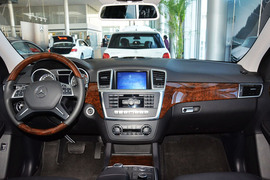 2014款奔驰ML400 4MATIC豪华型